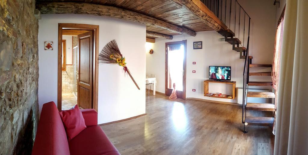Azienda Agrituristica Il Poggetto Delle Spighe Séjour à la ferme Collesalvetti